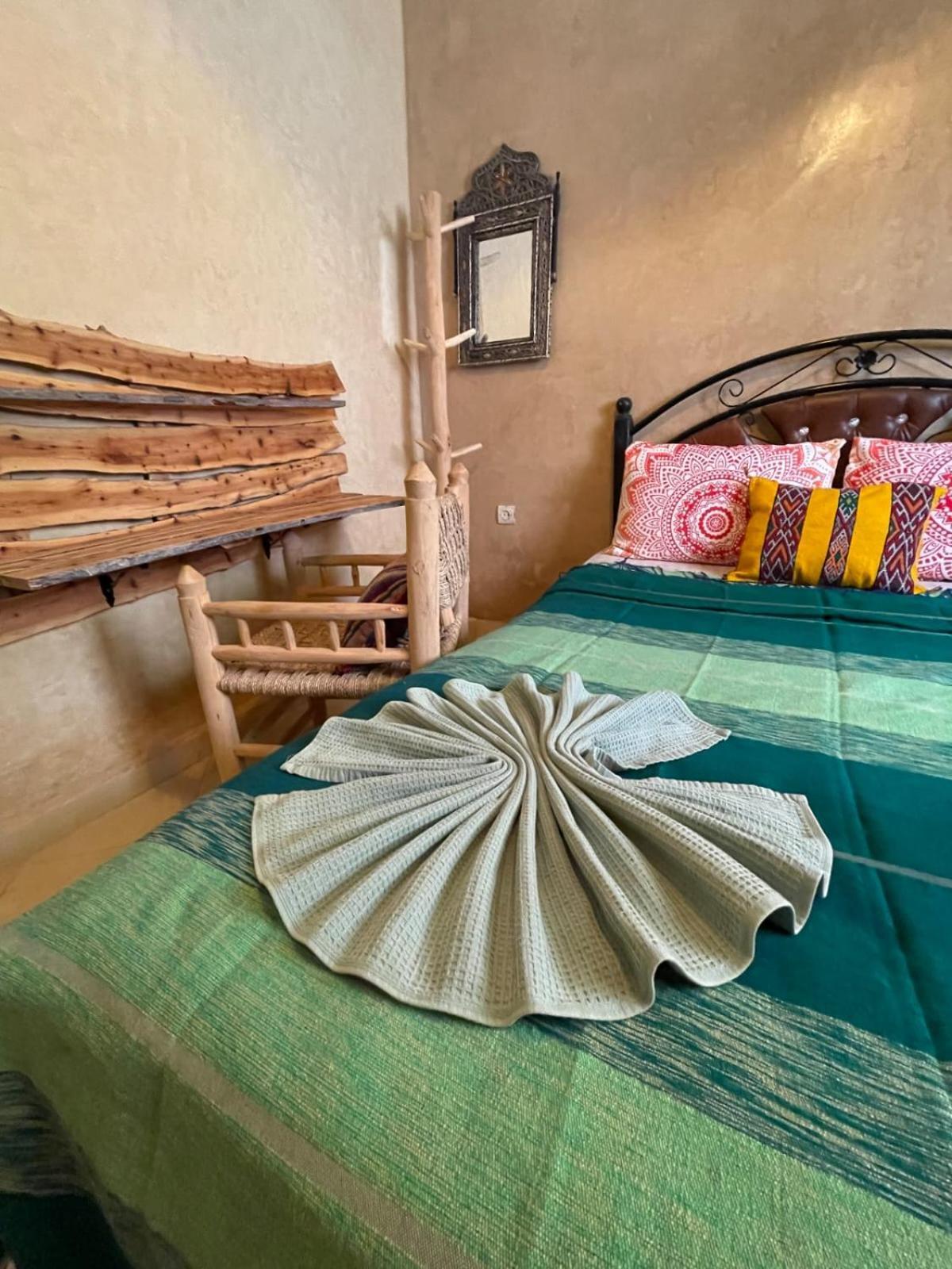 Surf & Salsa Guest House Tamraght Exterior foto